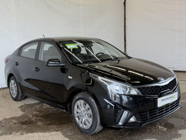 Kia Rio IV Рестайлинг с пробегом 2021 года, цена 1 750 000 рублей, 53049 км, седан, Автокод Объявления