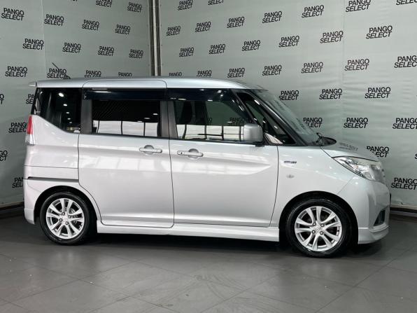 Suzuki Solio III с пробегом 2016 года, цена 959 000 рублей, 88000 км, микровэн, Автокод Объявления