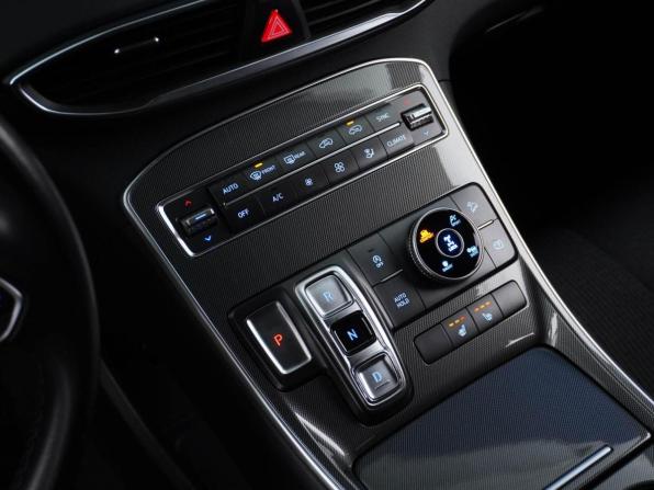 Hyundai Santa Fe IV Рестайлинг с пробегом 2022 года, цена 3 499 854 рубля, 74667 км, внедорожник, Автокод Объявления