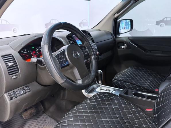 Nissan Navara (Frontier) III (D40) Рестайлинг с пробегом 2010 года, цена 1 255 000 рублей, 236571 км, offers.body_type.unknown, Автокод Объявления