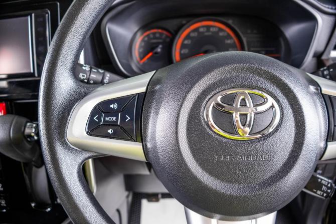 Toyota Roomy I с пробегом 2019 года, цена 1 349 000 рублей, 51000 км, микровэн, Автокод Объявления