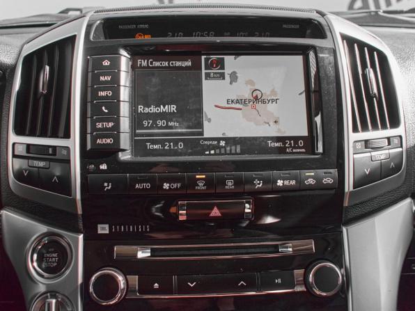 Toyota Land Cruiser 200 Series Рестайлинг 1 с пробегом 2014 года, цена 3 880 000 рублей, 237852 км, внедорожник, Автокод Объявления