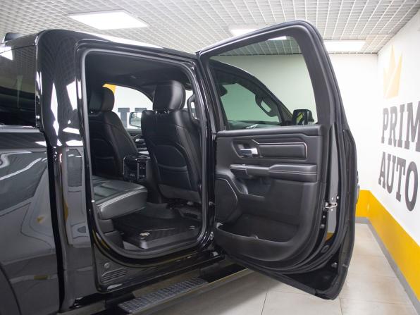 Ram 1500 V с пробегом 2022 года, цена 7 999 000 рублей, 7272 км, offers.body_type.unknown, Автокод Объявления