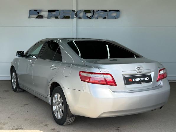 Toyota Camry VI (XV40) с пробегом 2007 года, цена 1 059 000 рублей, 322319 км, седан, Автокод Объявления