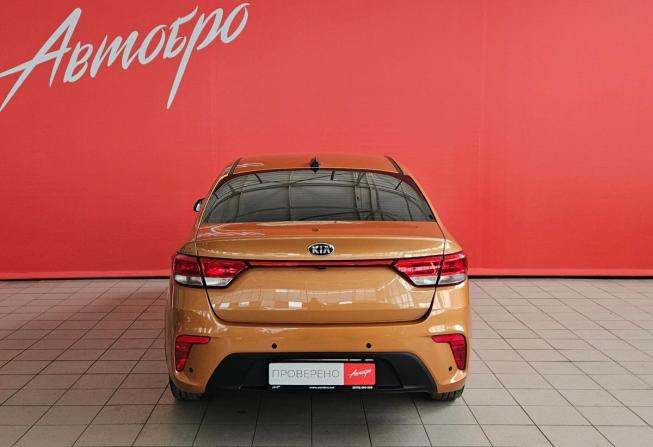 Kia Rio IV с пробегом 2018 года, цена 1 330 000 рублей, 131550 км, седан, Автокод Объявления
