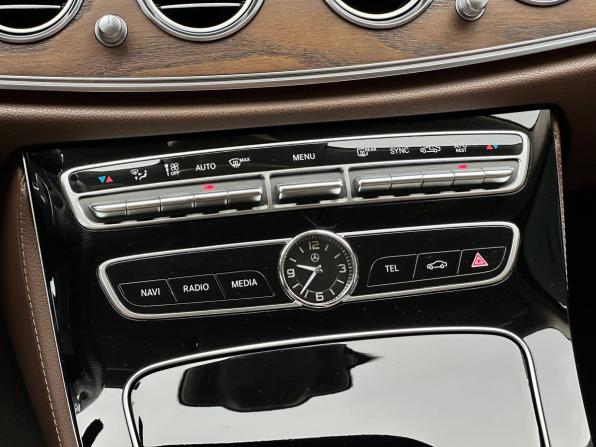 Mercedes-Benz E-Класс V (W213 S213 C238) с пробегом 2017 года, цена 3 300 000 рублей, 126808 км, универсал, Автокод Объявления