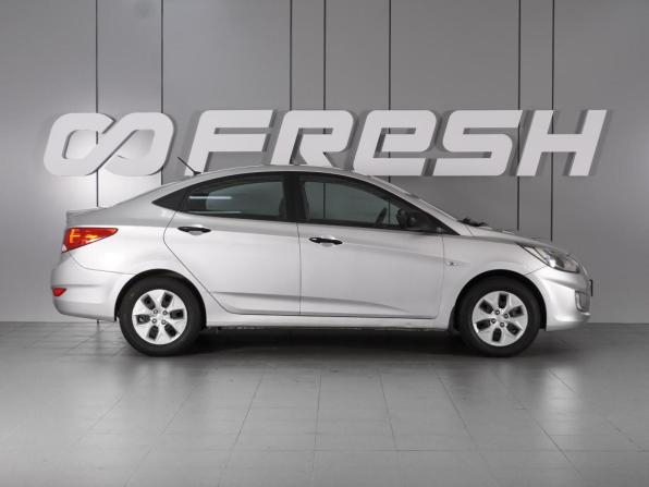 Hyundai Solaris I с пробегом 2012 года, цена 719 000 рублей, 219323 км, седан, Автокод Объявления