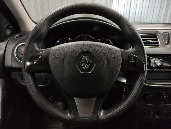 Renault Sandero II с пробегом 2015 года, цена 590 000 рублей, 91231 км, хэтчбек, Автокод Объявления