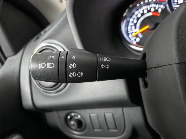 Renault Logan II Рестайлинг с пробегом 2019 года, цена 1 275 000 рублей, 30000 км, седан, Автокод Объявления