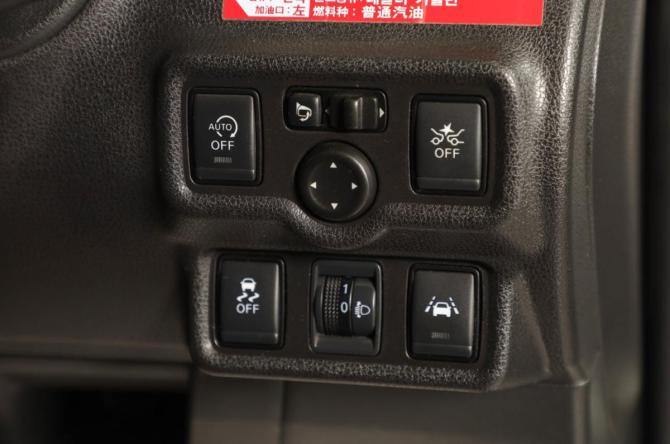 Nissan Note II Рестайлинг с пробегом 2018 года, цена 989 000 рублей, 114000 км, хэтчбек, Автокод Объявления