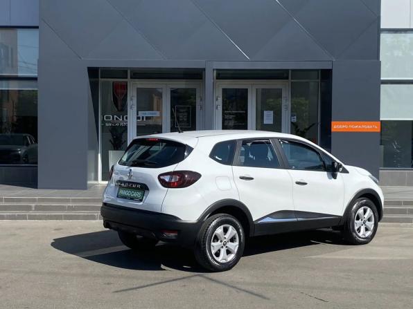 Renault Kaptur I с пробегом 2017 года, цена 985 000 рублей, 153000 км, внедорожник, Автокод Объявления