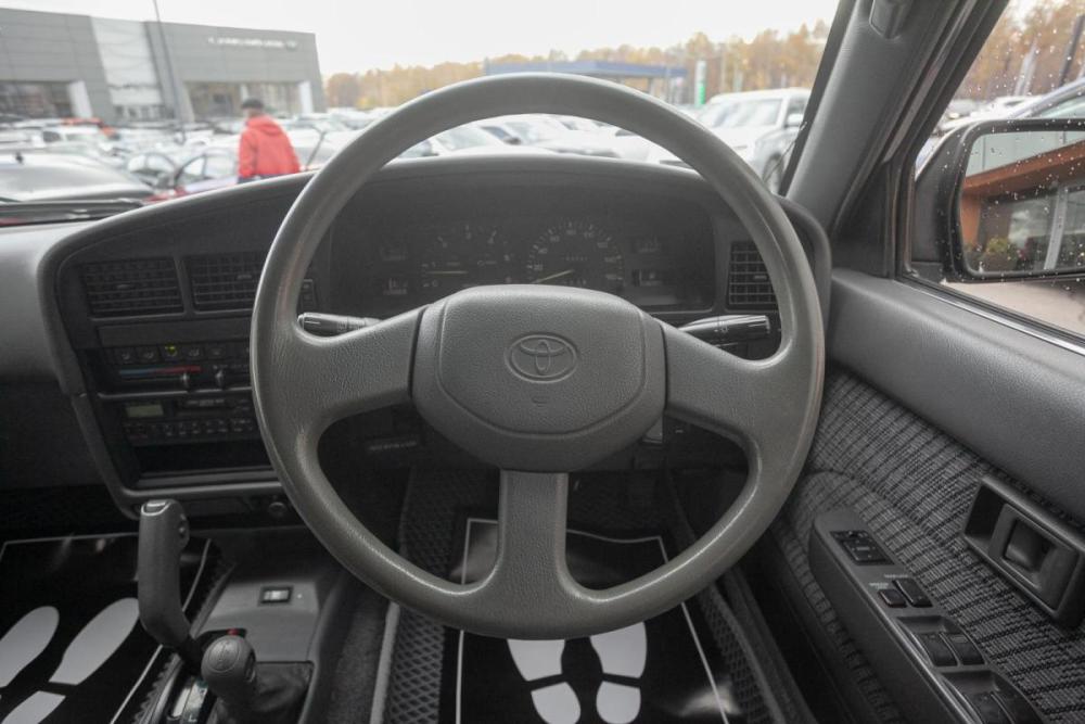 Toyota Hilux Surf II Рестайлинг Иркутск  - изображение 15