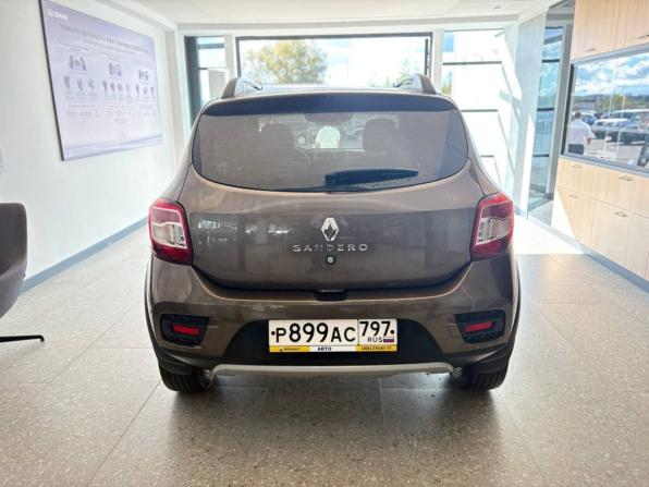 Renault Sandero II Рестайлинг с пробегом 2019 года, цена 1 207 000 рублей, 100051 км, хэтчбек, Автокод Объявления
