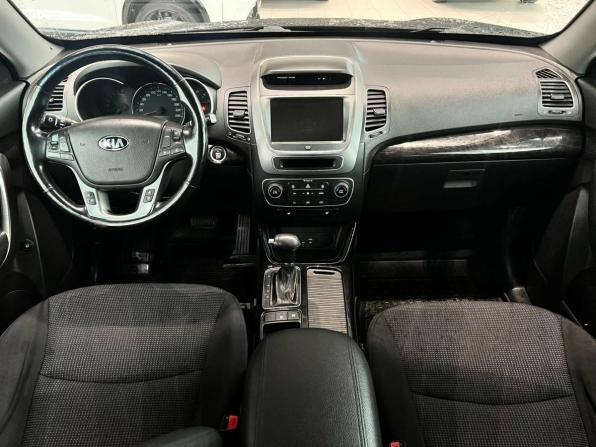 Kia Sorento II Рестайлинг с пробегом 2017 года, цена 1 995 000 рублей, 166368 км, внедорожник, Автокод Объявления