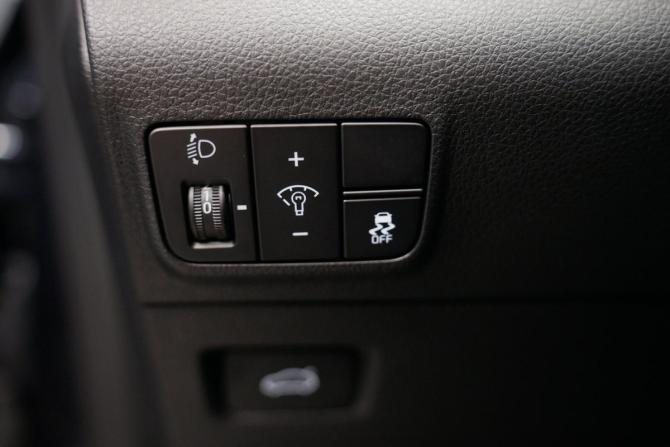 Kia K5 III с пробегом 2021 года, цена 2 790 000 рублей, 67000 км, седан, Автокод Объявления