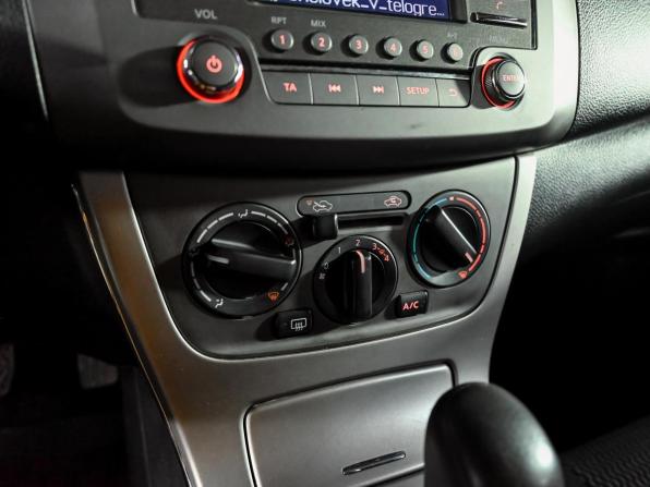 Nissan Sentra VII (B17) с пробегом 2015 года, цена 1 060 000 рублей, 155506 км, седан, Автокод Объявления