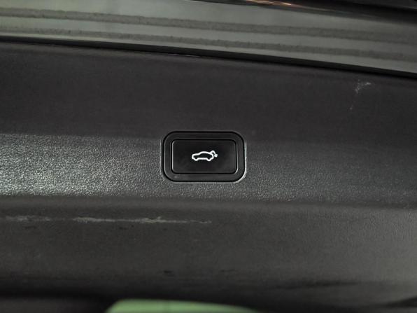 Geely Monjaro I с пробегом 2023 года, цена 2 800 000 рублей, 127601 км, внедорожник, Автокод Объявления