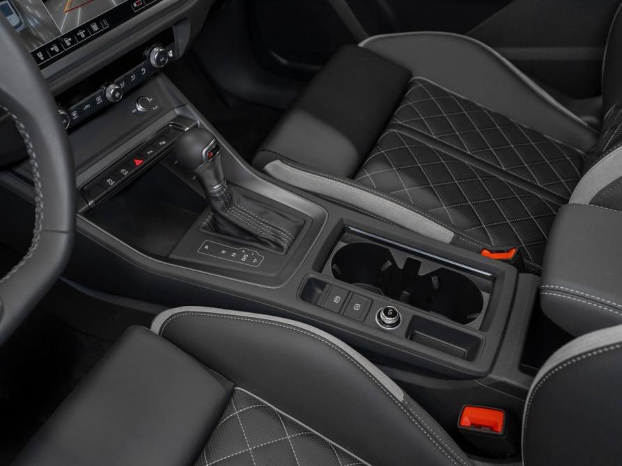 Audi Q3 II (F3) Москва  - изображение 20