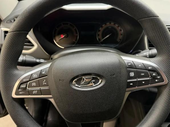 Lada (ВАЗ) Vesta I Рестайлинг (NG) с пробегом 2024 года, цена 1 157 000 рублей, 39196 км, седан, Автокод Объявления