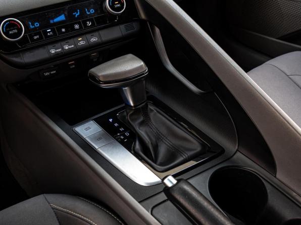 Hyundai Elantra VII (CN7) с пробегом 2022 года, цена 2 098 000 рублей, 91443 км, седан, Автокод Объявления