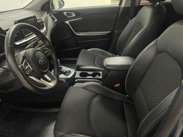 Kia Ceed III с пробегом 2019 года, цена 1 869 000 рублей, 97083 км, универсал, Автокод Объявления