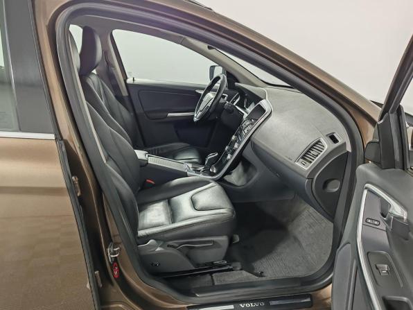 Volvo XC60 I Рестайлинг с пробегом 2015 года, цена 2 450 000 рублей, 82007 км, внедорожник, Автокод Объявления