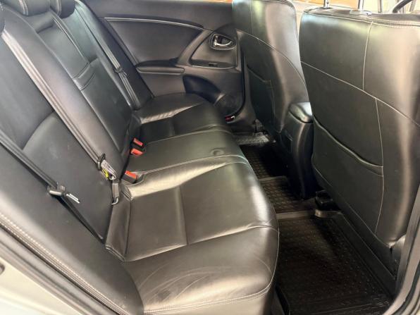 Toyota Avensis III Рестайлинг с пробегом 2011 года, цена 940 000 рублей, 304139 км, седан, Автокод Объявления