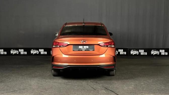 Hyundai Solaris II Рестайлинг с пробегом 2022 года, цена 1 620 000 рублей, 37911 км, седан, Автокод Объявления