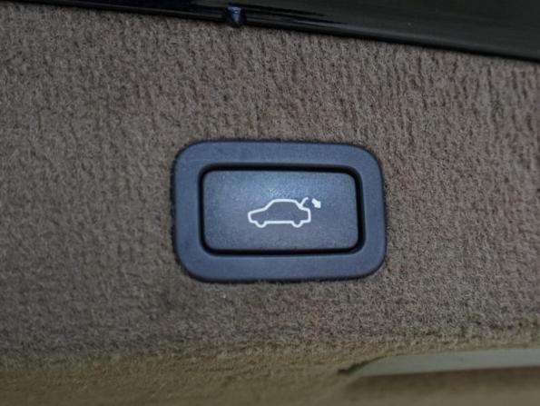Volvo XC70 II с пробегом 2011 года, цена 1 549 000 рублей, 284854 км, универсал, Автокод Объявления