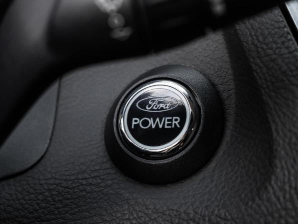 Ford Focus III с пробегом 2012 года, цена 965 000 рублей, 130538 км, седан, Автокод Объявления
