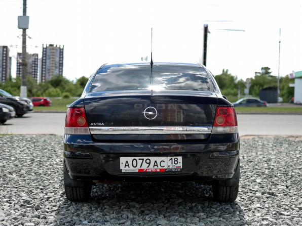 Opel Astra H Рестайлинг с пробегом 2013 года, цена 659 000 рублей, 253000 км, седан, Автокод Объявления