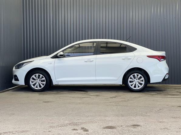 Hyundai Solaris II с пробегом 2019 года, цена 1 097 000 рублей, 102959 км, седан, Автокод Объявления