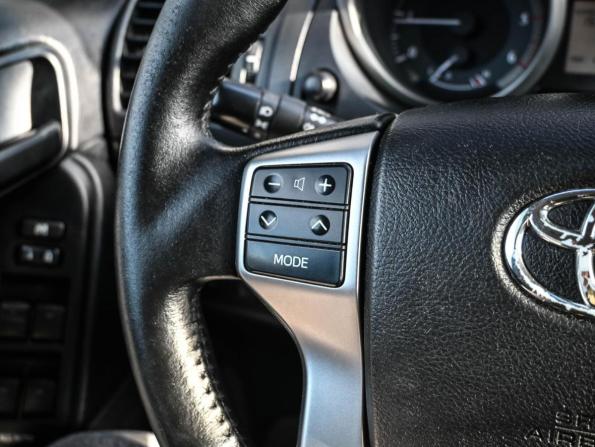 Toyota Land Cruiser Prado 150 Series с пробегом 2013 года, цена 3 189 000 рублей, 203462 км, внедорожник, Автокод Объявления