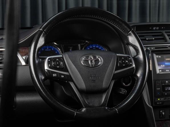 Toyota Camry VII (XV50) Рестайлинг с пробегом 2015 года, цена 2 219 000 рублей, 187444 км, седан, Автокод Объявления