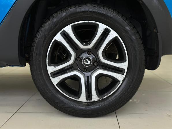 Renault Logan II Рестайлинг с пробегом 2019 года, цена 1 350 000 рублей, 99430 км, седан, Автокод Объявления