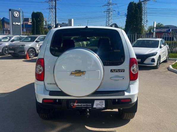 Chevrolet Niva I Рестайлинг с пробегом 2017 года, цена 660 000 рублей, 54344 км, внедорожник, Автокод Объявления
