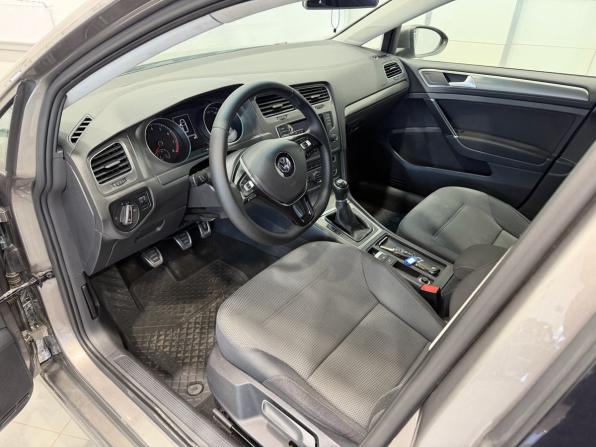 Volkswagen Golf VII с пробегом 2013 года, цена 999 999 рублей, 202000 км, хэтчбек, Автокод Объявления