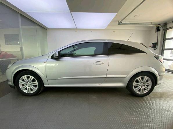 Opel Astra H Рестайлинг с пробегом 2010 года, цена 665 000 рублей, 223310 км, хэтчбек, Автокод Объявления