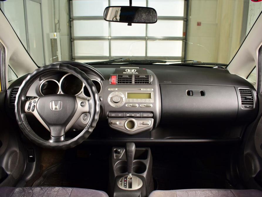Honda Jazz I Рестайлинг Кемерово  - изображение 6