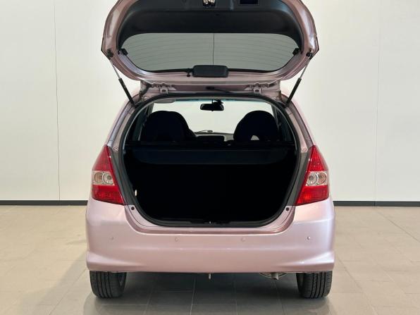 Honda Jazz I Рестайлинг с пробегом 2008 года, цена 680 000 рублей, 94900 км, хэтчбек, Автокод Объявления
