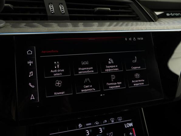 Audi e-tron I с пробегом 2021 года, цена 5 547 031 рубль, 32558 км, внедорожник, Автокод Объявления