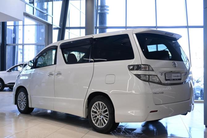 Toyota Vellfire I с пробегом 2010 года, цена 2 280 000 рублей, 150300 км, минивэн, Автокод Объявления