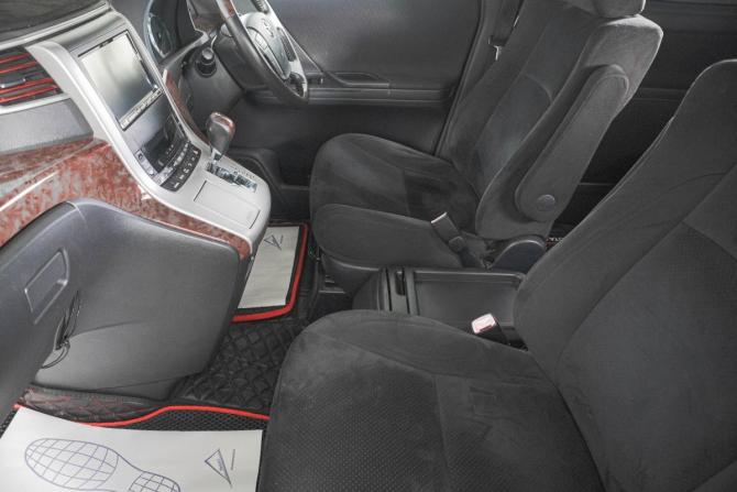 Toyota Vellfire I с пробегом 2010 года, цена 2 199 000 рублей, 163000 км, минивэн, Автокод Объявления