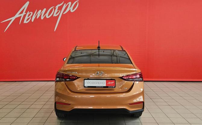 Hyundai Solaris II с пробегом 2018 года, цена 1 239 000 рублей, 133156 км, седан, Автокод Объявления
