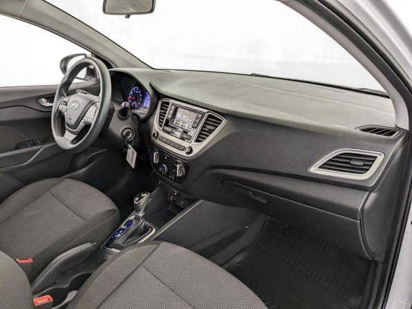 Hyundai Solaris II Рестайлинг с пробегом 2022 года, цена 1 640 000 рублей, 70359 км, седан, Автокод Объявления