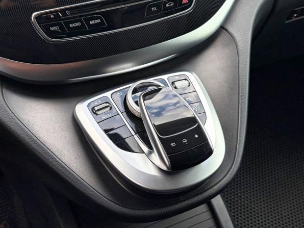Mercedes-Benz V-Класс III (W447) с пробегом 2016 года, цена 2 995 000 рублей, 216113 км, минивэн, Автокод Объявления
