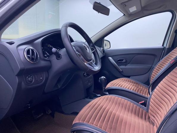 Renault Logan II Рестайлинг с пробегом 2018 года, цена 1 199 000 рублей, 111750 км, седан, Автокод Объявления