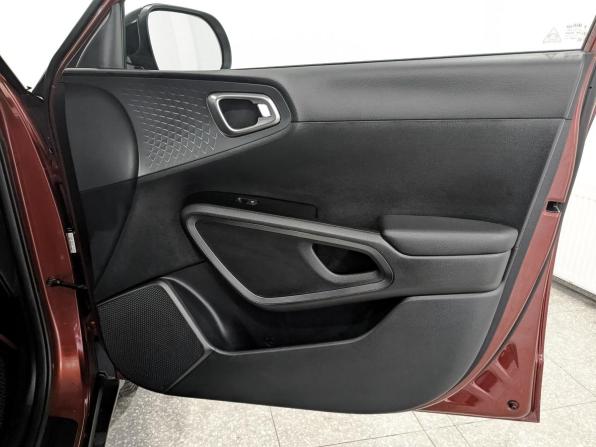 Kia Soul III с пробегом 2020 года, цена 1 990 000 рублей, 65242 км, хэтчбек, Автокод Объявления