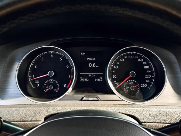 Volkswagen Golf VII с пробегом 2013 года, цена 971 000 рублей, 243453 км, хэтчбек, Автокод Объявления