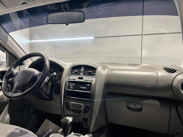 Hyundai Santa Fe II с пробегом 2008 года, цена 660 000 рублей, 215000 км, внедорожник, Автокод Объявления